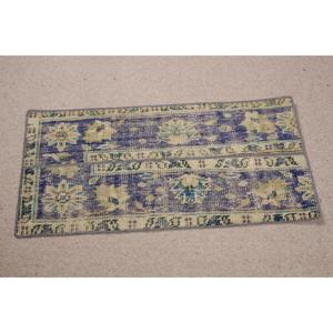 Alfombra Vintage, Alfombra Turca Pequeña de 1.5x3.1 pies, Alfombra Floral Azul y Blanca - Product Image 4