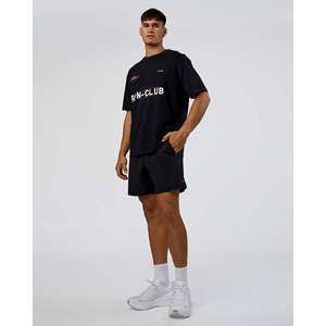 เสื้อยืดโอเวอร์ไซส์ LSKD Run Club ผ้าคอตตอนหนา 260gsm สีดำ-ขาว - Product Image 5