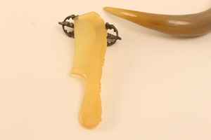 Peigne à cheveux en corne fait à la main professionnel, lisse, poli, anti-frisottis, pour le coiffage en salon, soin des cheveux - Product Image 4