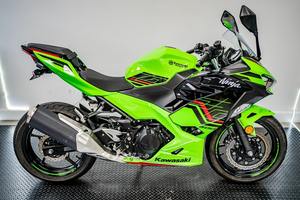 Kawasaki Ninja 400 ABS KRT Edition 2025, 399 cm³, nouvelle moto sportive puissante, prête à l'exportation mondiale - Product Image 3