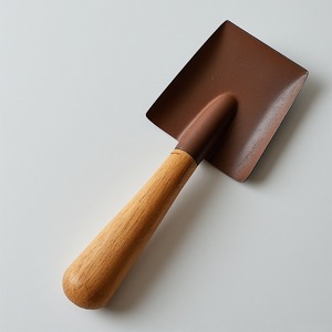 Arrosoir en métal de qualité supérieure avec surface patinée galvanisée Artisan conçu à la main pour les espaces extérieurs décoratifs - Product Image 1