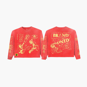 Camiseta de manga larga de algodón de alta calidad de 230 GSM, roja, con estampado gráfico vintage, logotipo impreso personalizado, 100% algodón, para hombre. - Product Image 1