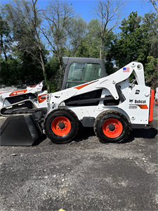 ล้อลื่นไถล bobcatt EPA ได้รับการรับรองลื่นไถล EPA ไฮดรอลิกเต็มรูปแบบที่แนบมาด้วยเครื่องยนต์ดีเซล - Product Image 4