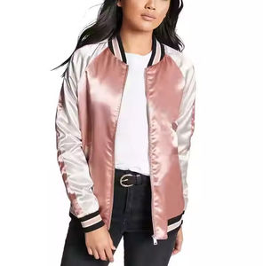 Chaqueta bomber universitaria de satén marrón Premium para mujer con bolsillos personalizados de manga larga y logotipo frontal para invierno - Product Image 2