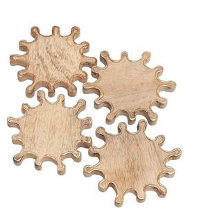 Posavasos Redondo Decorativo Hecho a Mano de Madera de Nogal Ecológico Contemporáneo Personalizado para Té - Product Image 5