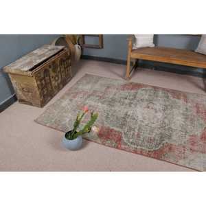 Turkish Area Rug, 4.1x8 ft Vintage Rug, <b>Red</b> Floral <b>Wool</b> Rug - Product Image 5