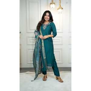 ผ้าไหมโรมันพรีเมี่ยมพร้อมพิมพ์ดิจิตอลชุดปาร์ตี้ฉลองเปิดตัว - Product Image 1