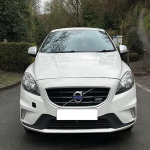 VOLVO V40 USADO, Volante a la Izquierda/Derecha - Product Image 1