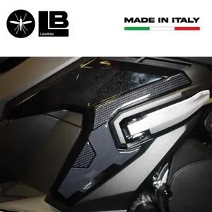 Protezioni 3D per Poggiapiedi Compatibili con Honda ADV350 2022-2025, Adesivi Eleganti per Moto - Product Image 6