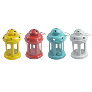 Lanternes suspendues en forme de bougie blanche, design élégant et moderne, peintes, avec porte-bougie T-Light de formes multiples - Product Image 5