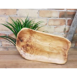 Vaisselle de table pour fêtes d'anniversaire de mariage et autres événements Plateau de service en bois au design attrayant - Product Image 1