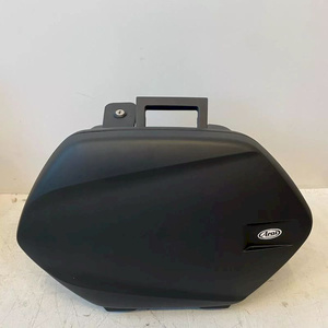 Borse Laterali Originali Yamaha 20L in Plastica per Tracer 5JWW07531L05, Borse da Sella Impermeabili con Caratteristiche in Alluminio - Product Image 1