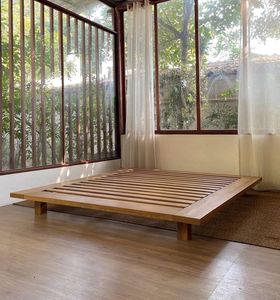 Modern Teak Wooden <b>Bed</b> <b>Frame</b> Solid Wood Platform <b>Bed</b> <b>Low</b> Profile Bedroom Furniture - Product Image 1