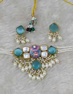 Top fabricant indien de bijoux de mode de mariée élégants avec perles multicolores de qualité supérieure pour fille - Product Image 5