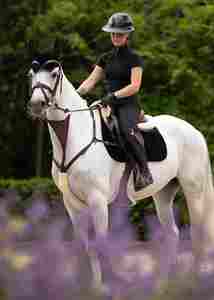Bonnet d'oreille pour cheval de qualité supérieure, léger, respirant et lavable, prêt pour la compétition, bonnet d'oreille pour cheval en crochet, voile anti-mouches - Product Image 3