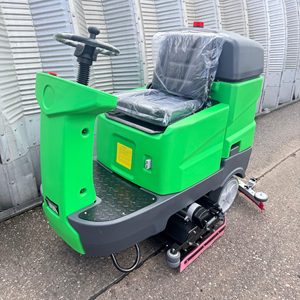 Ride-On Battery-Powered Self-Propelled High Pressure <b>Floor</b> Scrubber/Dryer | Commercial <b>Cleaning</b> | 120L - Product Image 2