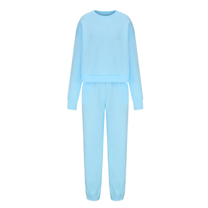 Ensemble de sweatshirts et pantalons de survêtement pour femmes de grande taille Ensemble de sweatshirts et pantalons bleu ciel à la mode pour la saison d'hiver de Bangaldesh - Product Image 1