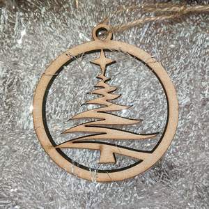 Adorno colgante de Navidad de madera natural hecho de madera ecológica para la decoración y el regalo del hogar de invierno - Product Image 3