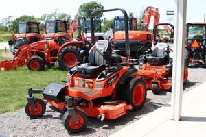 Kubota <b>Lawn</b> <b>Mower</b> 150L Grass Box <b>Self</b> <b>Propelled</b> Rotary Blade <b>Petrol</b> Gasoline 4-Cycle Professional Grade - Product Image 1