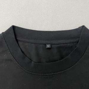 เสื้อยืดลายกราฟิกสีดำขนาดใหญ่ตัวหนาสำหรับเสื้อผ้าฝ้าย100% หน้ากรีดร้องพิมพ์ลายสตรีทแวร์ - Product Image 6