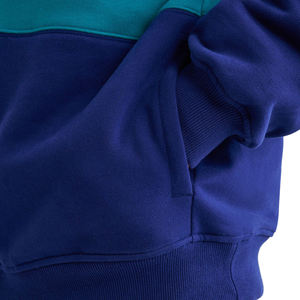 เสื้อฮู้ดดี้ผ้าฟลีซแบบสวมหัว ผ้าฝ้ายออร์แกนิคพรีเมียม สำหรับฤดูหนาว บริการ OEM สำหรับผู้ชายและผู้หญิง เป็นมิตรกับสิ่งแวดล้อม ทรงคลาสสิก - Product Image 5