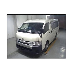 Minifurgoneta oscura de cuero R16 de HIACE City Bus Diesel AWD con 4 asientos en oferta, Año 2020 - Product Image 2