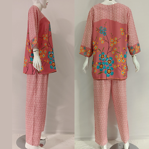 Pijama de rayón de manga larga de estilo elegante para mujer de la mejor calidad, cierre de cintura elástica para otoño y primavera - Product Image 5