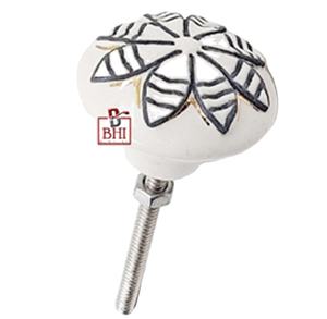 Pomos de puerta de cerámica pintados a mano hechos a medida disponibles en una gran variedad de diseños pintados a mano - Product Image 1