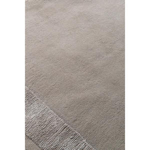 Alfombra única hecha a mano con un rico patrimonio cultural, hecha de lana natural para un hogar sostenible y atemporal - Product Image 5