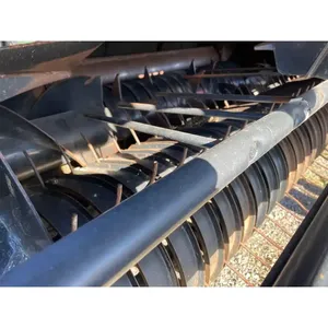 2015 utilisé pour la presse à foin ronde Case IH RB455 automatique avec moteur central et composants moteur - Product Image 1