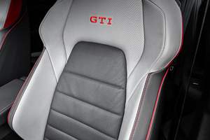 Magnifique Volkswagen GTI 380 SE 2024, transmission automatique, 4 cylindres - Product Image 5