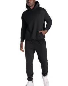 Nueva llegada de los hombres de invierno transpirable cómodo anti-olor impreso chándal deportivo ecológico liso teñido ropa deportiva - Product Image 1