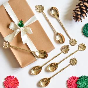 Juego de cubiertos único de acero inoxidable y latón con mango decorativo para la decoración del comedor del hotel en casa - Product Image 3