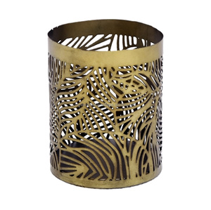 Portavelas T-Light decorativo para el hogar Forma cilíndrica Grabado de metal decorativo Votivo para Navidad - Product Image 1