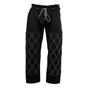 ชุดคาราเต้ที่ทนทานสำหรับนักคาราเต้ทุกระดับ วัสดุผ้าทวิล/แคนวาส แห้งเร็ว สวมใส่สบายและมีสไตล์ - Product Image 2