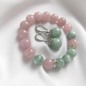 Pulsera de cuentas de resina de moda Diseño moderno hecho a mano - Product Image 6