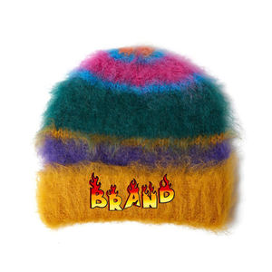 Bonnet en tricot jacquard vintage camouflage à carreaux, chaud pour l'hiver, en acrylique, avec logo brodé personnalisé de haute qualité, tendance 2025 - Product Image 1