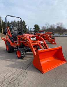 Tractor de un solo eje con tracción en las cuatro ruedas y neumáticos de alta resistencia, transmisión automática para uso agrícola en terrenos accidentados - Product Image 2