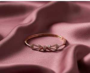 Élégant style fantaisie CZ AD Full Stone Kada Designer Party Wear Kada pour les femmes Bel accessoire de bijoux - Product Image 3