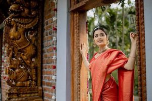 Saree-traje indio tradicional de buena calidad, tejido de seda, suave y puro, último diseño - Product Image 5