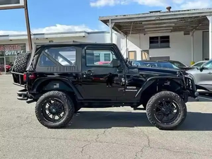 Jeep Wrangler Sport 2023 Usado en EXCELENTES Condiciones - Product Image 4