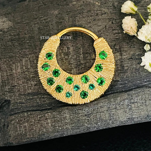 14K Or Massif CZ Vert Diamant Daith Piercing Fine Jewelry. - Product Image 2