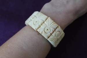 Bracelets en os naturel pour femmes et filles, design animal sculpté à la main, couleur personnalisée, imperméable, bijoux de mode de haute qualité - Product Image 4