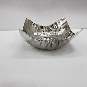 Bandeja de servicio cuadrada martillada de acero inoxidable de primera calidad Bandeja de chocolate de metal para suministro de restaurante y hotel de Indian Metal World - Product Image 2