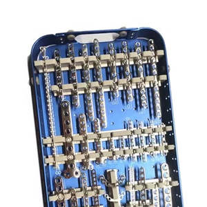 Kit d'implants orthopédiques vétérinaires, plaques de verrouillage, ensemble complet avec étui en acier inoxydable, approuvé CE, certifié ISO - Product Image 4