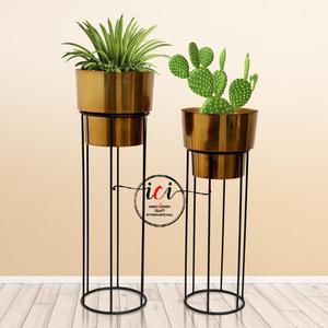 Vente chaude Nouvelle Arrivée Mur De Fer Décoratif Martelé Jardinières avec Support Tailles Personnalisées Finition Unique pour la Décoration De Mariage - Product Image 4