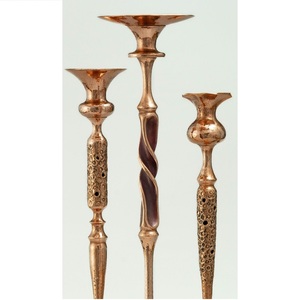 Bougeoir en métal finition antique bougeoir pour éclairage et décoration de la maison ensemble bougeoir décoratif élégant - Product Image 4