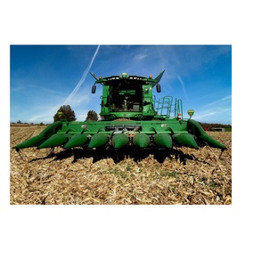 Moissonneuse-batteuse à grains John Deere haute performance, machine agricole professionnelle pour l'agriculture à grande échelle - Product Image 1