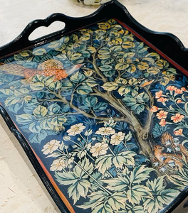 Bandeja de madera antideslizante para servir con bordes elevados Ideal para comida de desayuno y uso decorativo Accesible a un precio razonable - Product Image 4