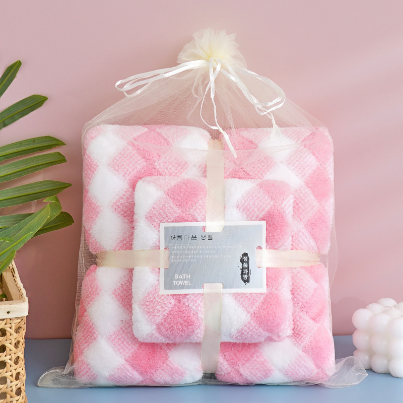 Diamond pink